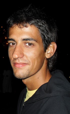 Andrew Fernandes (Filete)
